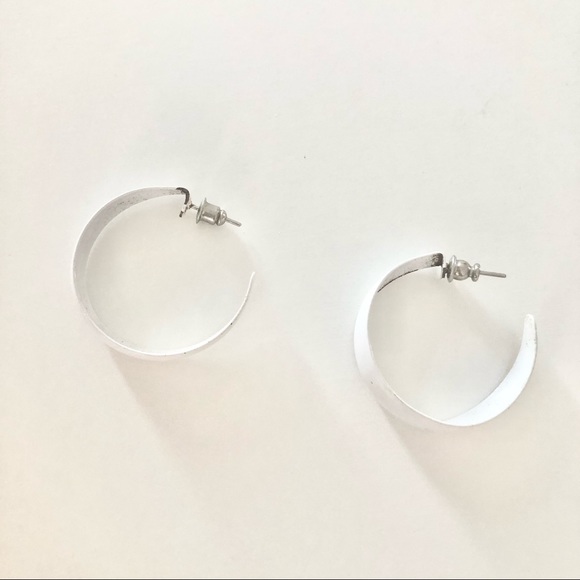 Vintage Jewelry - Vintage white metal hoop earrings